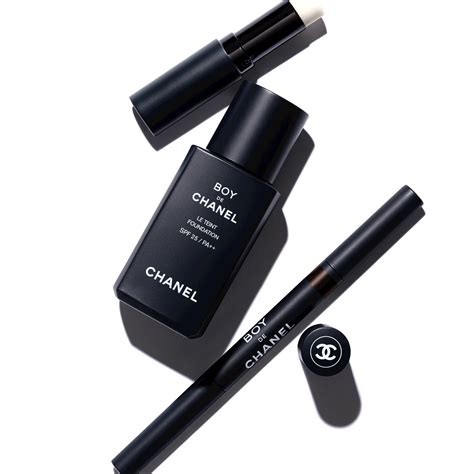 chanel maquillage en ligne|best and worst Chanel makeup.